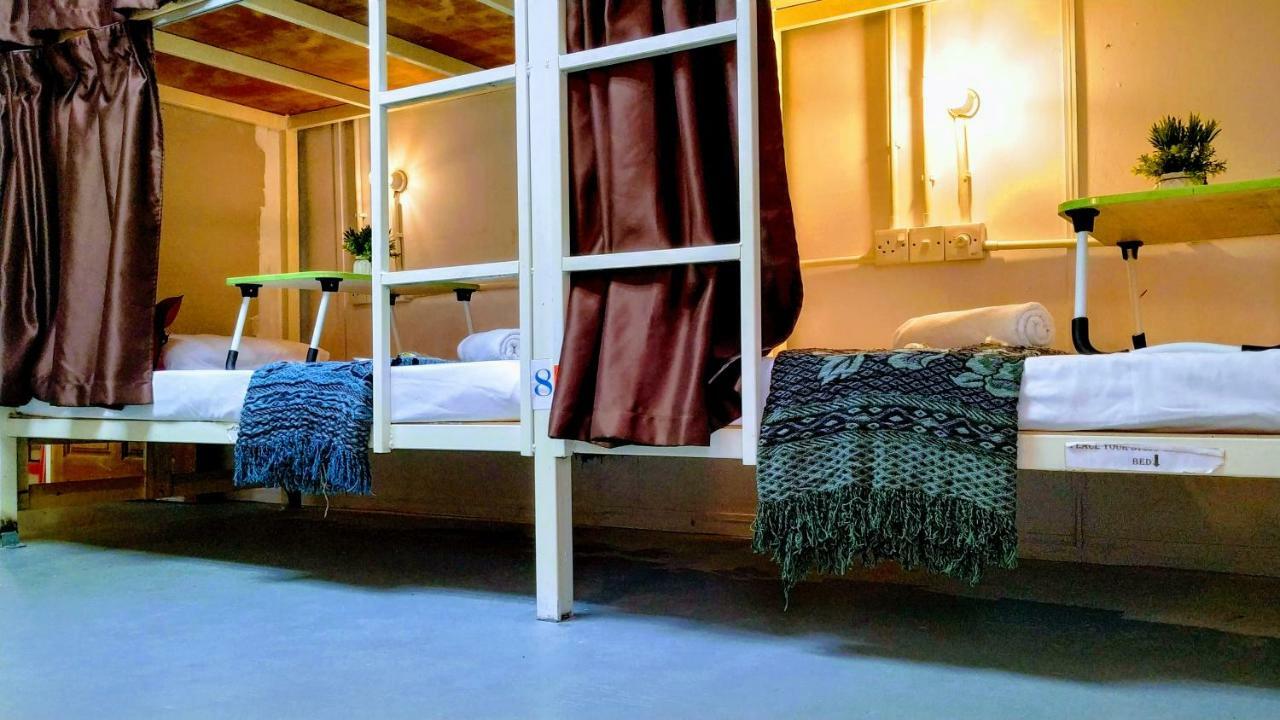 Get Inn Backpackers Кота-Кинабалу Экстерьер фото