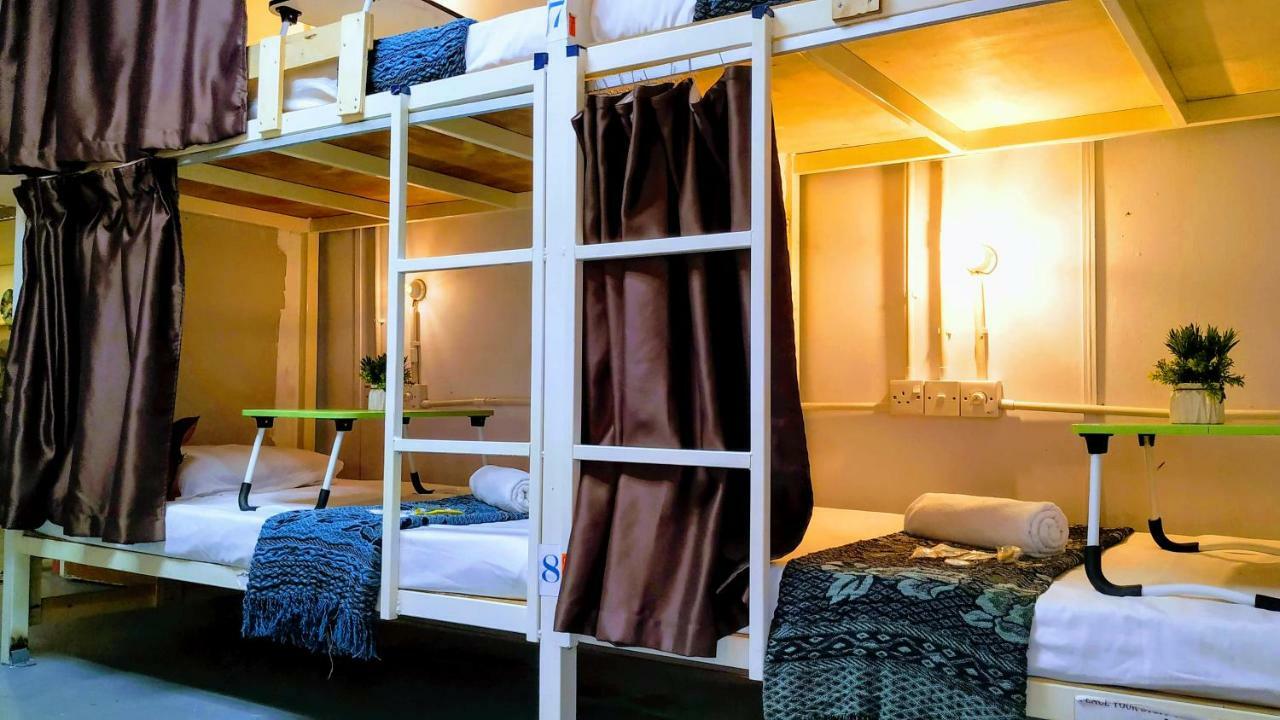 Get Inn Backpackers Кота-Кинабалу Экстерьер фото